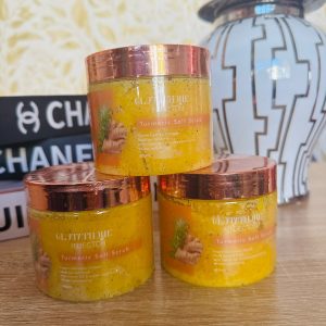 Tumeric and glutathione scrub