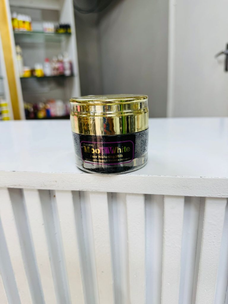 Moonlight strong whitening face cream